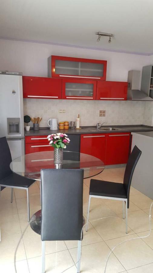 Ferienwohnung Apartman Luly Kaštela Exterior foto